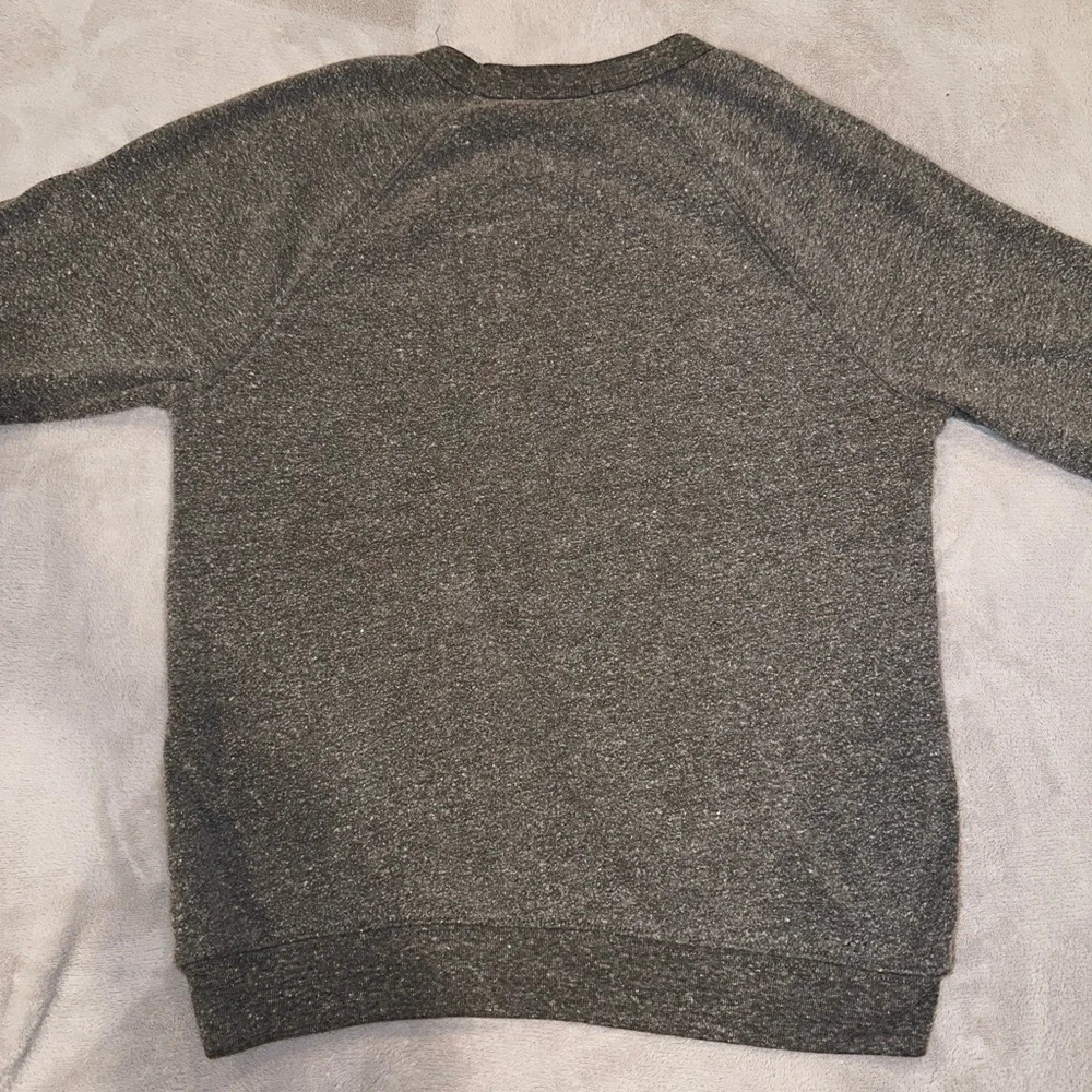 "Forever 21 Gray Long Sleeve with 'Beverly Hills' Graphic - Size Small" - Picture 3 of 3